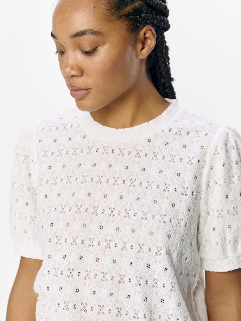 OBJLAILA S/S RE TOP - Cloud Dancer