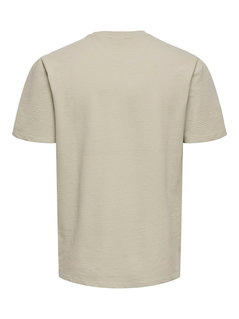 ONSKIAN LIFE REG SEERSUCKER SS TEE - Silver Lining