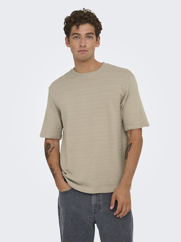 ONSGIVO REG 12 SS CREW KNIT - String