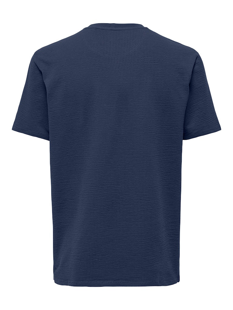 ONSKIAN LIFE REG SEERSUCKER SS TEE - Naval Academy