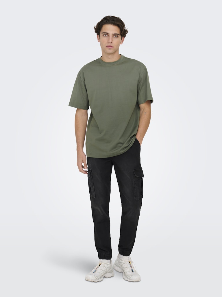 ONSFRED LIFE RLX SS TEE - Castor Gray
