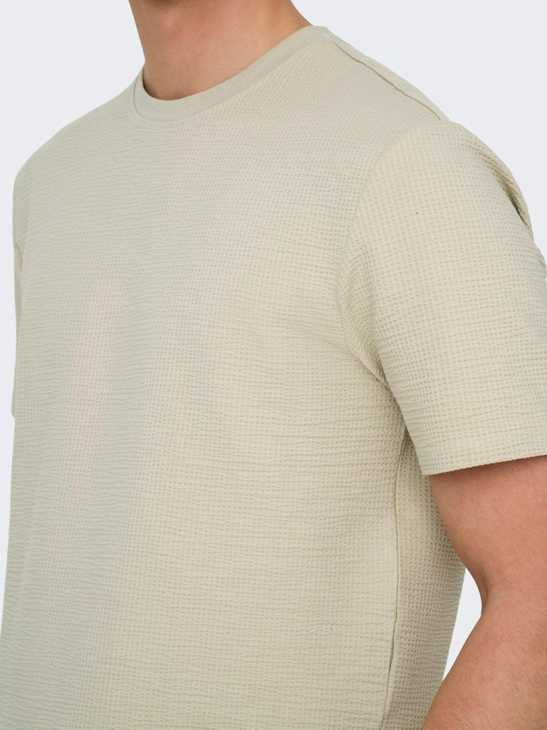 ONSKIAN LIFE REG SEERSUCKER SS TEE - Silver Lining