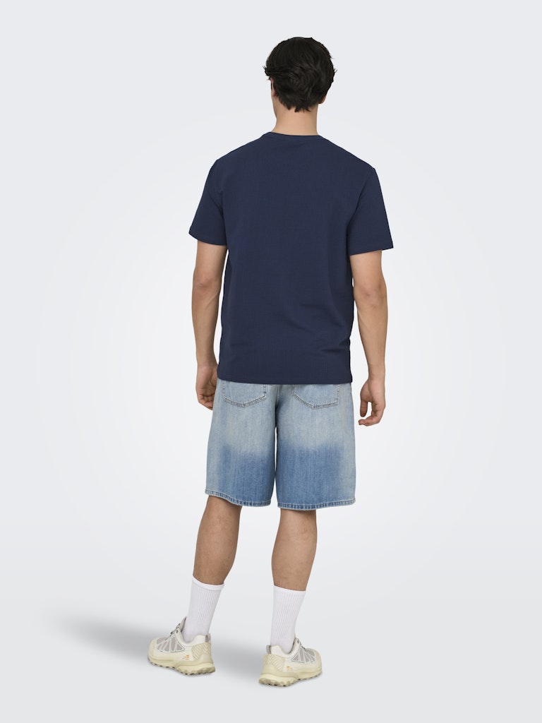 ONSKIAN LIFE REG SEERSUCKER SS TEE - Naval Academy