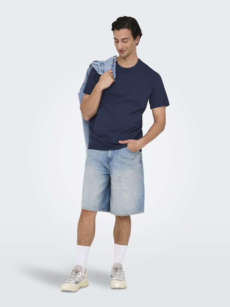 ONSKIAN LIFE REG SEERSUCKER SS TEE - Naval Academy