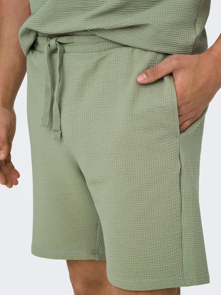 ONSKIAN REG SEERSUCKER SHORTS - Seagrass