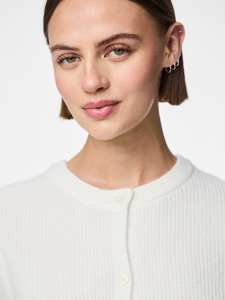 PCSILLY SS O-NECK KNIT CARDIGAN - Cloud Dancer