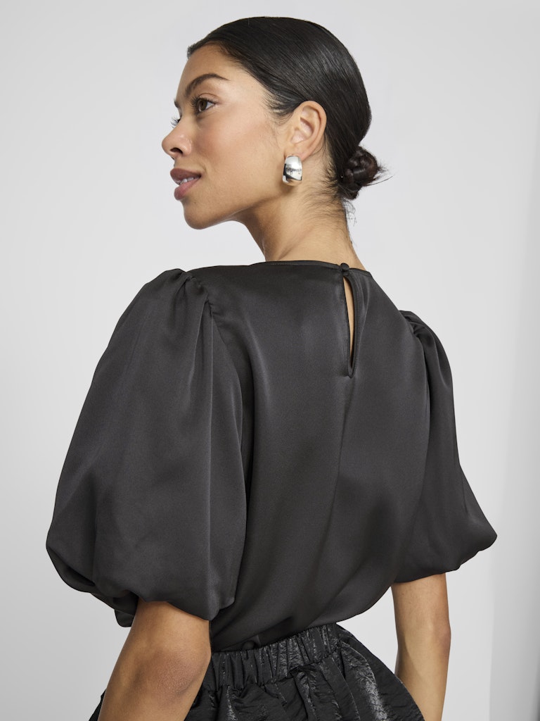VIELLETTE 2/4 SATIN PUFF TOP - Black