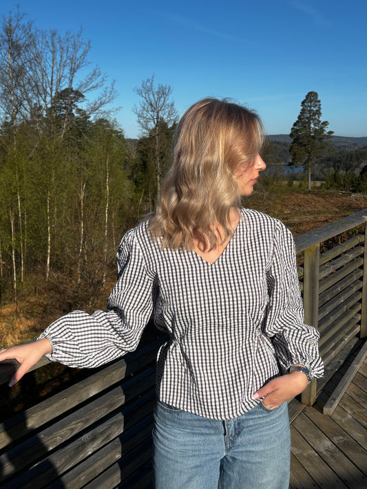 VITERNI V-NECK L/S TOP - Slate Black/AOP White