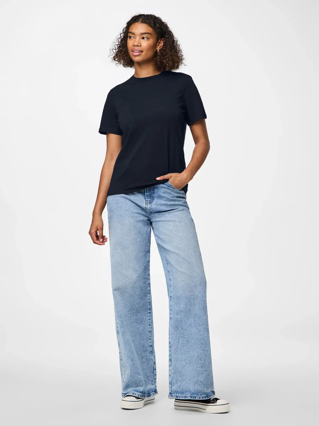 PCRIA SS SOLID TEE - Sky Captain