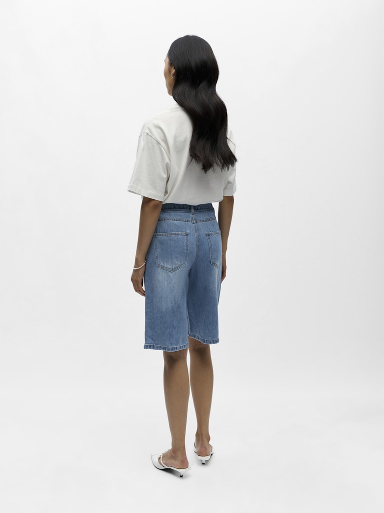 OBJROSIE MW LO DENIM LONG SHORTS - Light Blue Denim