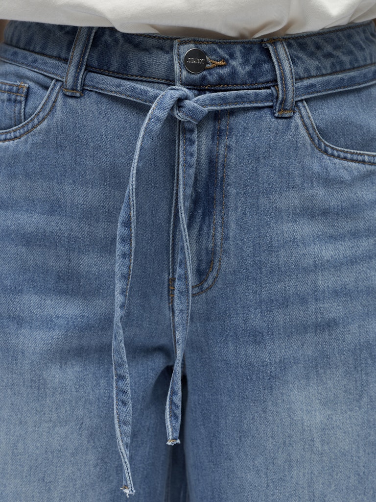 OBJROSIE MW LO DENIM LONG SHORTS - Light Blue Denim