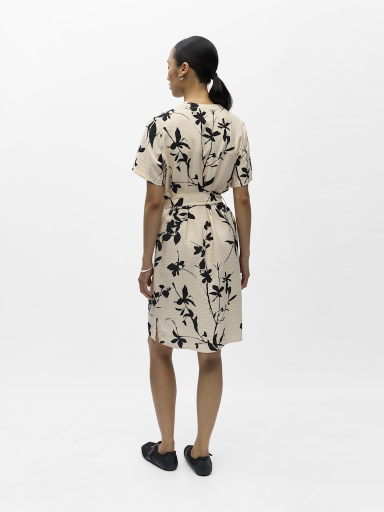 OBJJACIRA S/S SHIRT DRESS - Sandshell/Black Flower