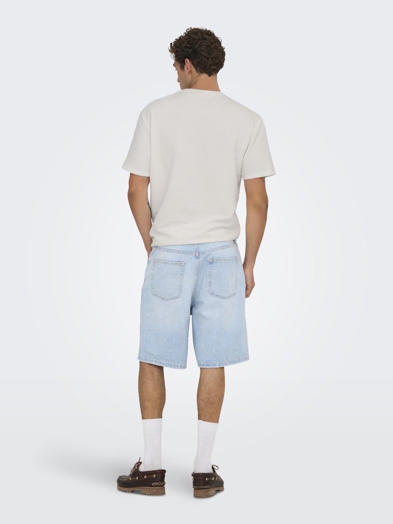 ONSKIAN LIFE REG SEERSUCKER SS TEE -Cloud Dancer
