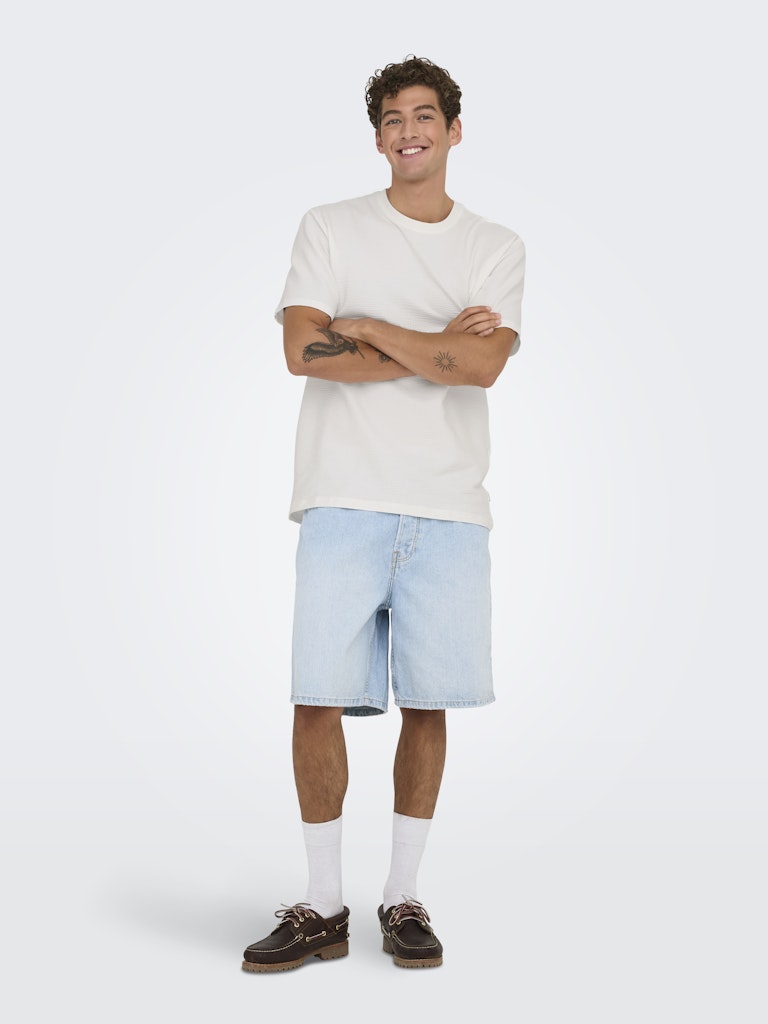 ONSKIAN LIFE REG SEERSUCKER SS TEE -Cloud Dancer