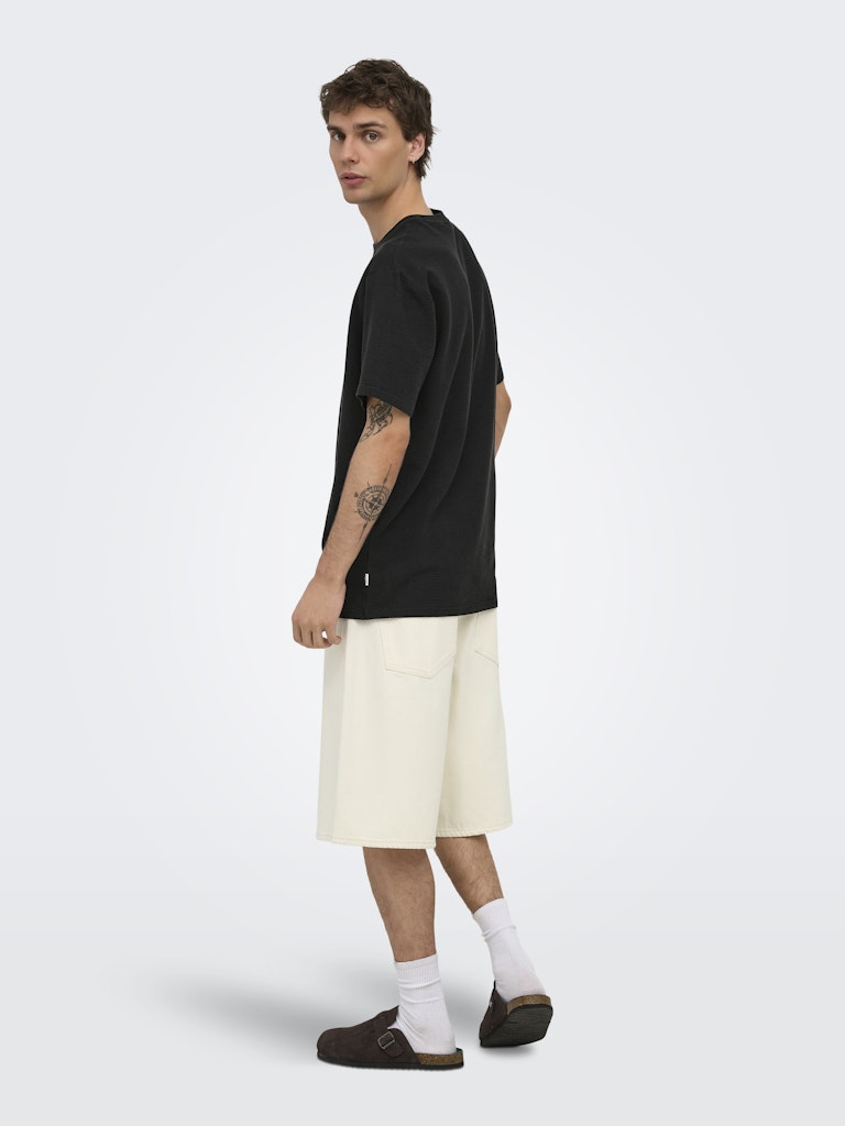 ONSKIAN LIFE REG SEERSUCKER SS TEE - Black