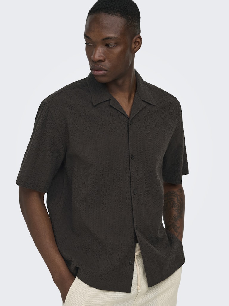 ONSCRUZ RLX SEERSUCKER RESORT SS SHIRT - Black Coffee