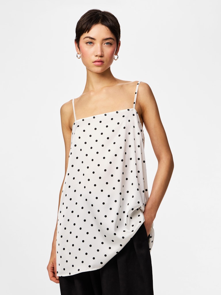 PCJYTTA STRAP SATIN TOP - Cloud Dancer/Black Dots