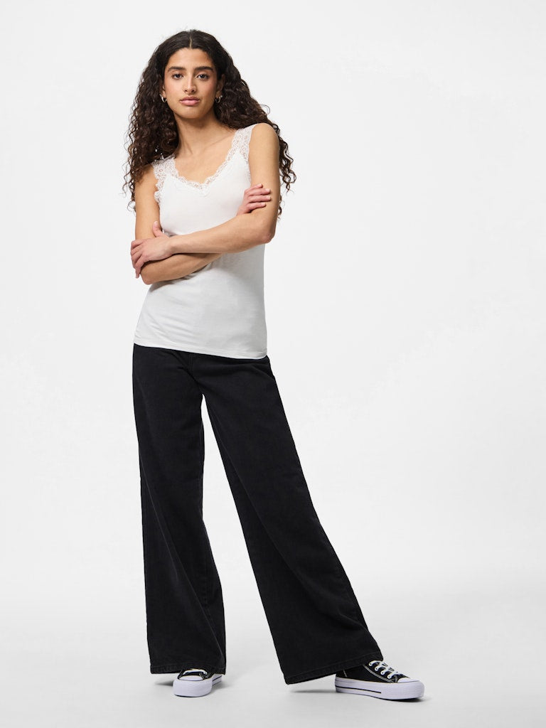 PCBARBERA LACE TOP - Bright White