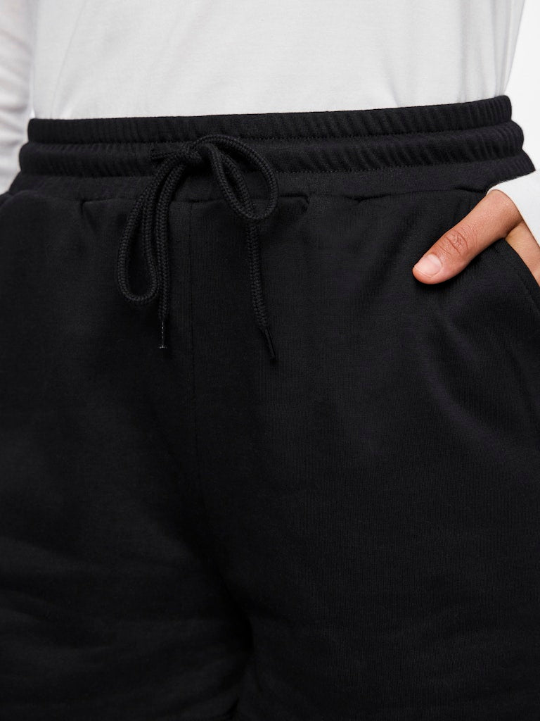 PCCHILLI SUMMER HW SHORTS - Black