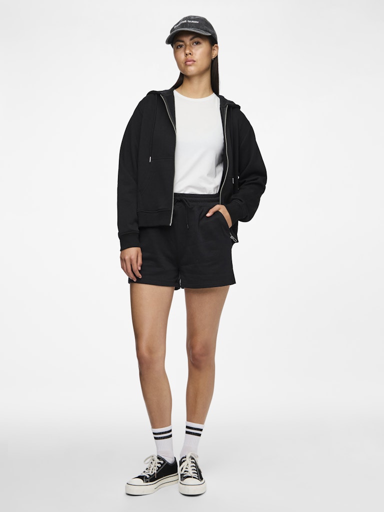 PCCHILLI SUMMER HW SHORTS - Black
