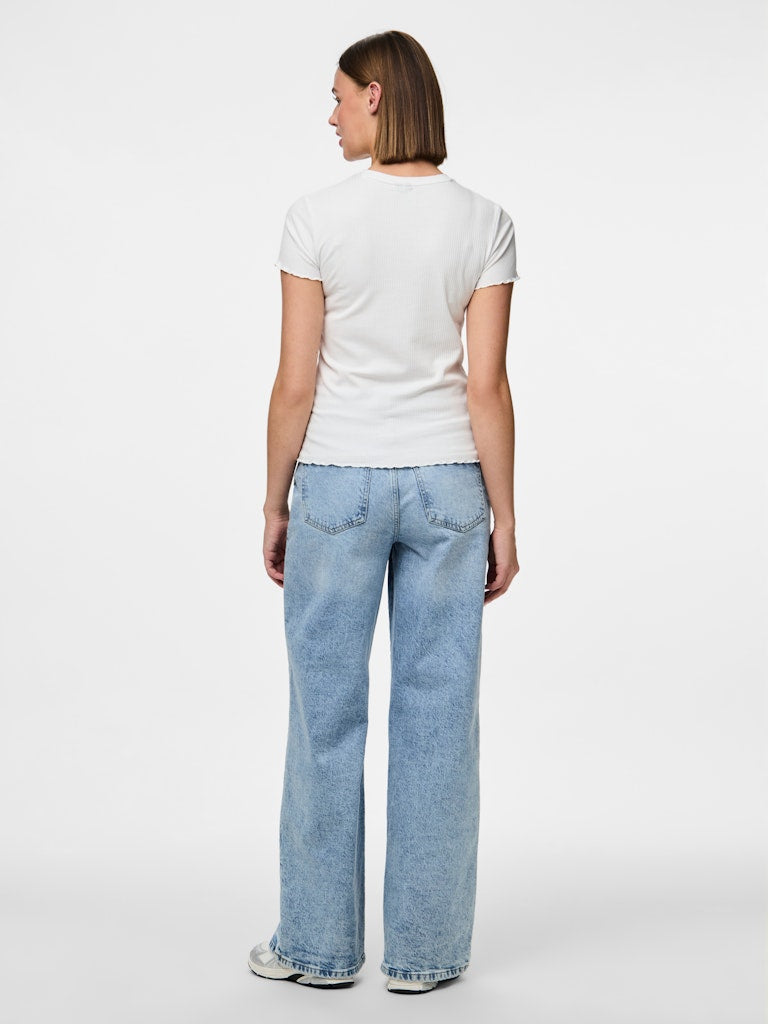 PCNICCA SS O-NECK TOP - Bright White