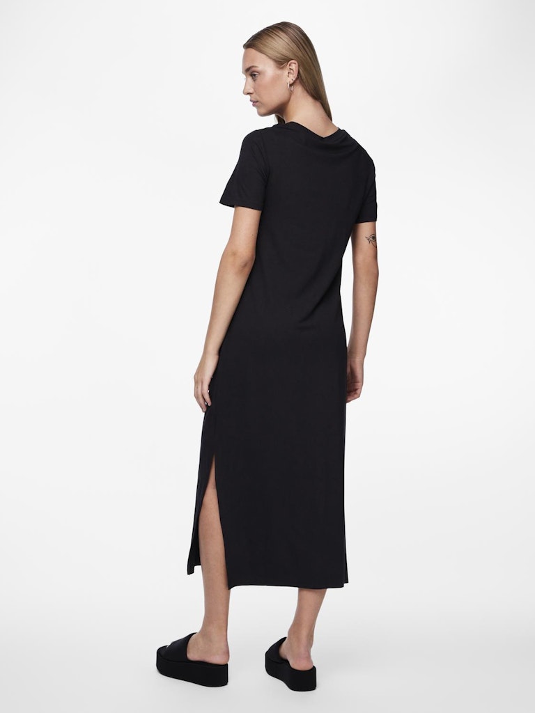 PCSOFIA SS T-SHIRT MAXI DRESS - Black