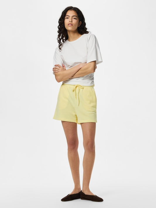 PCCHILLI SUMMER HW SHORTS - French Vanilla