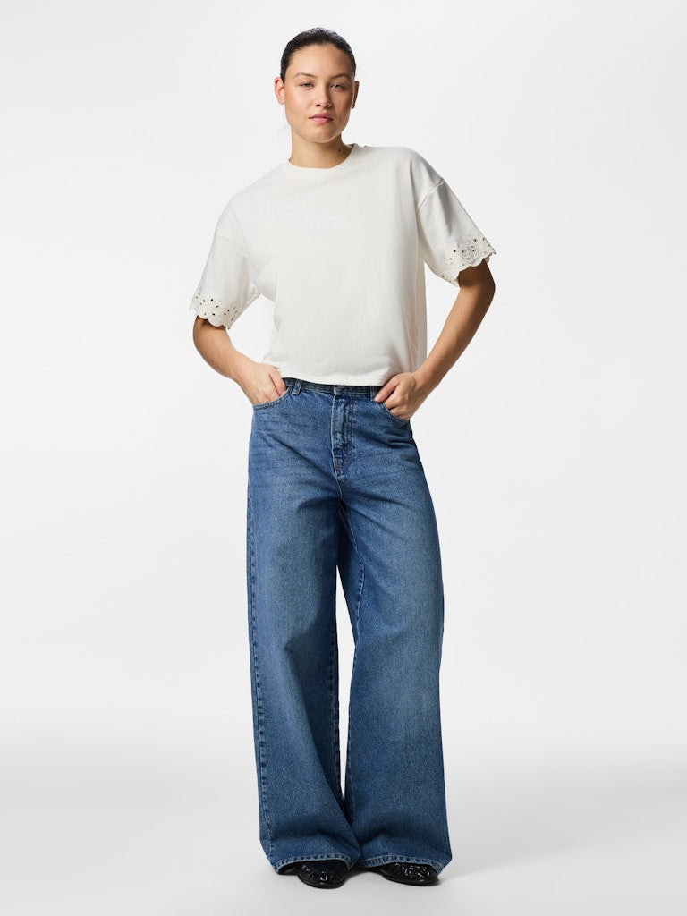 PCCHILLI SUMMER SS BRODERI TEE - Cloud Dancer
