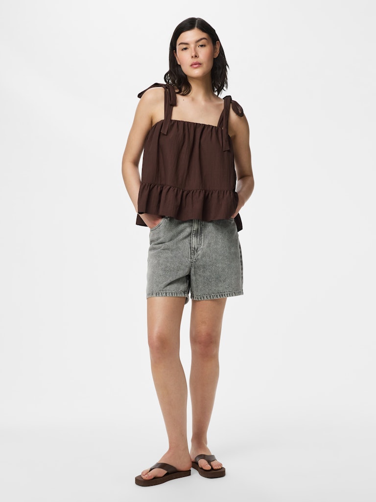 PCJULIA SL PEPLUM TOP - Hot Fudge