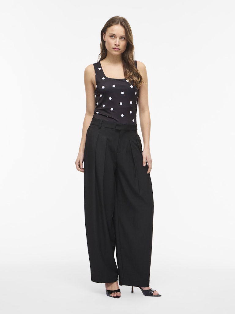 VIKENZA AOP U-NECK S/L TANK TOP - Black/Snow White dots