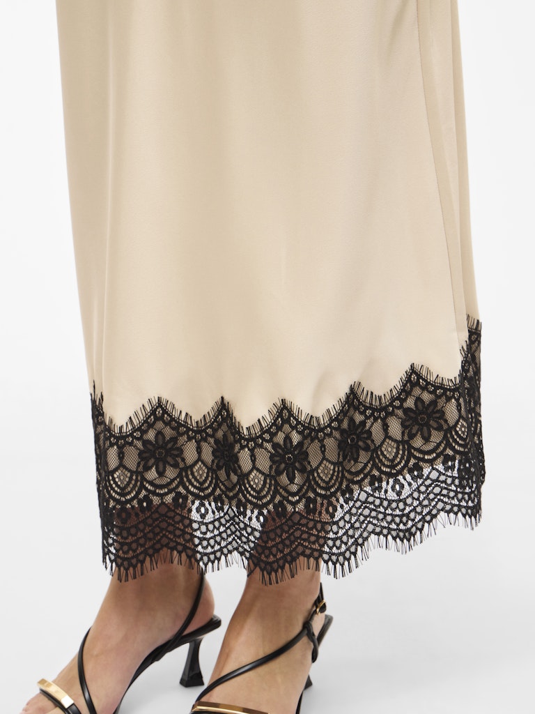 VIELLETTE HW ANKLE LACE SKIRT - Cement/Black Lace