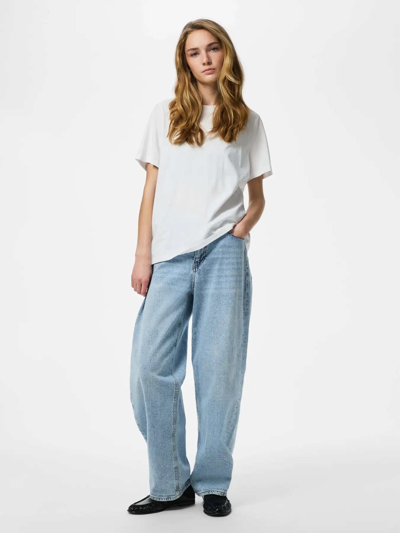 PCRIA SS SOLID TEE - Bright White