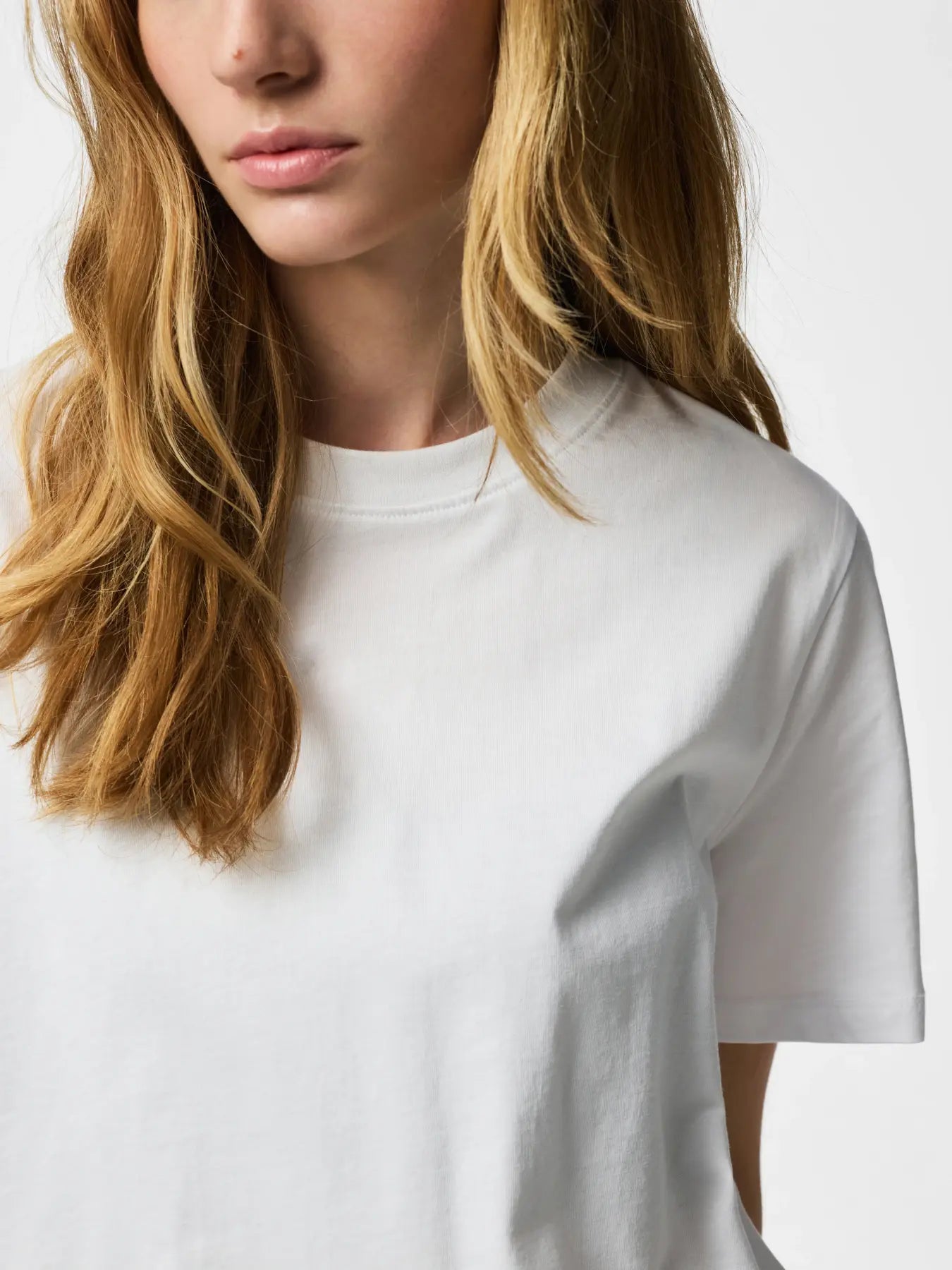 PCRIA SS SOLID TEE - Bright White